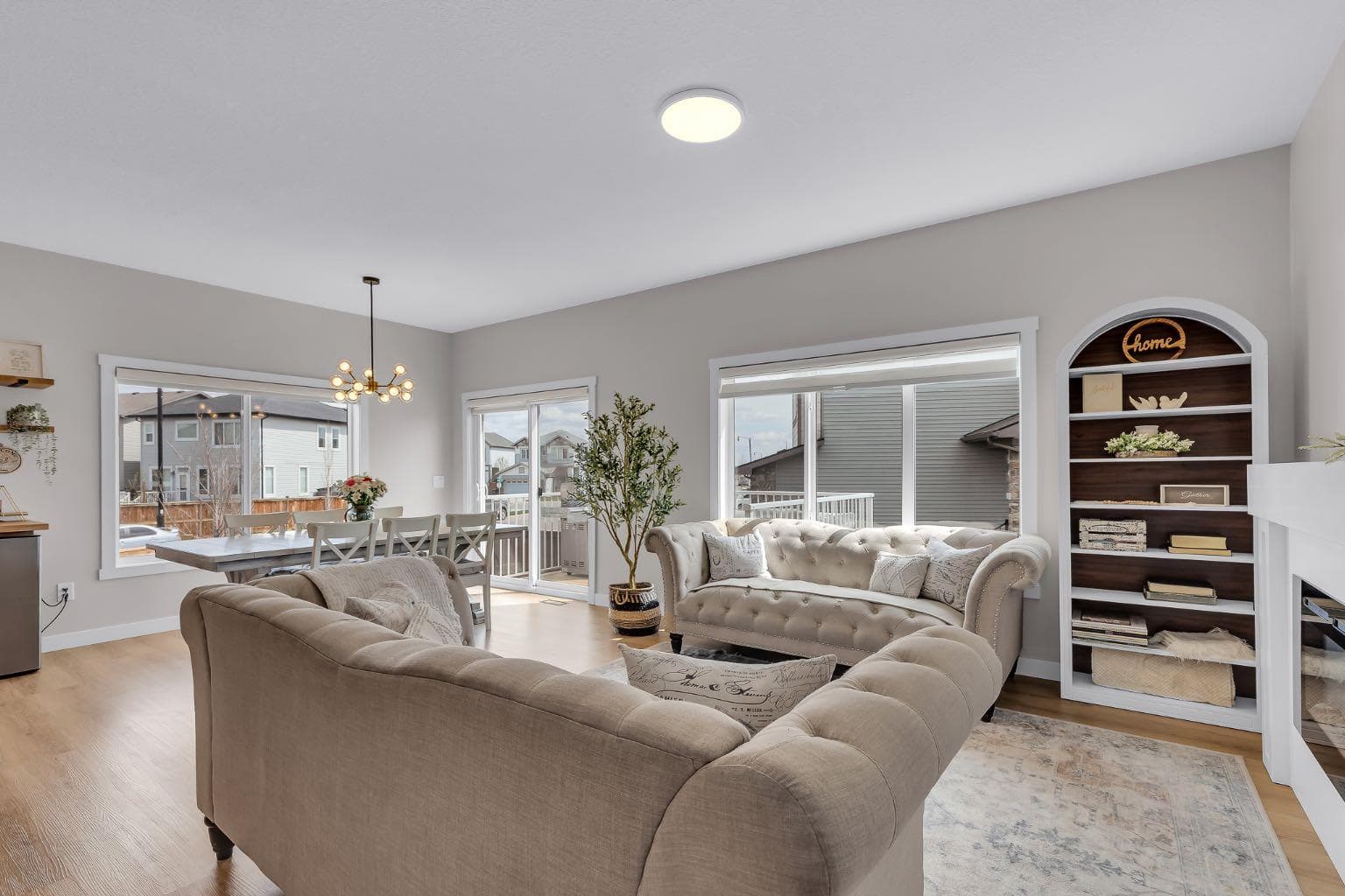 315 Monterey Place SE — photo 4