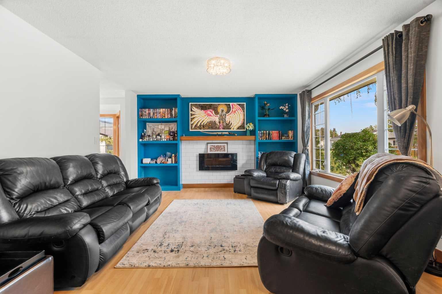 613 Olympia Crescent SE — photo 5