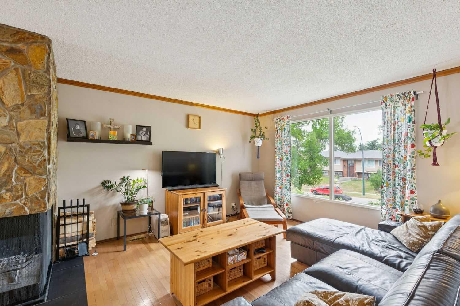 107 Bermuda Drive NW — photo 5