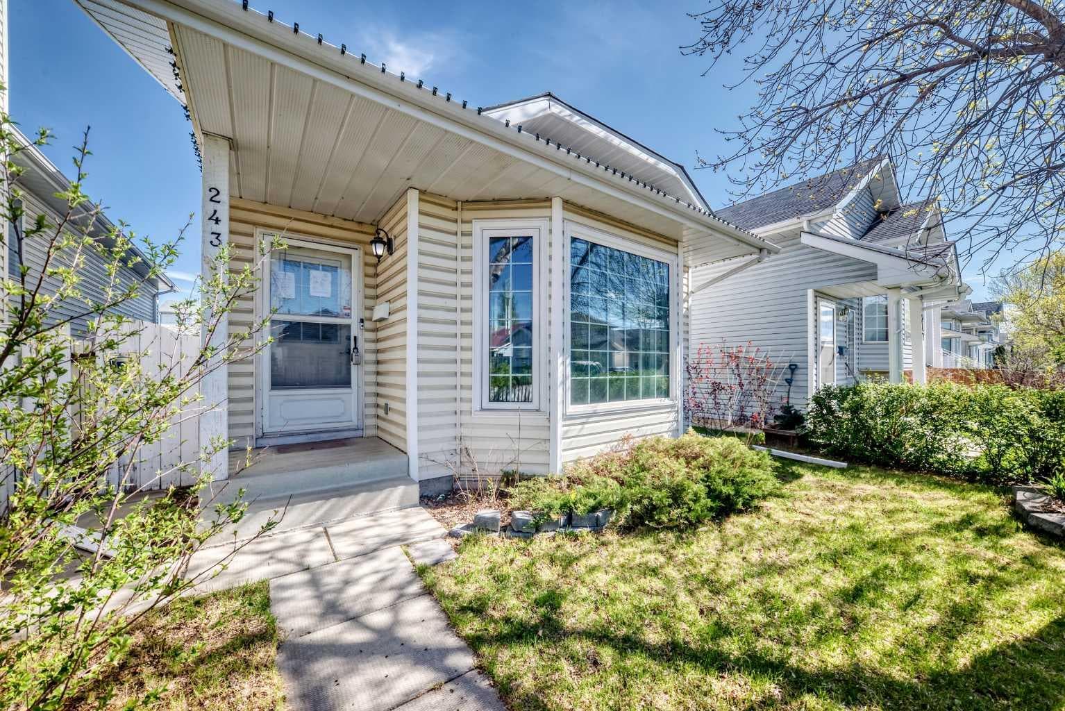 243 Erin Meadow Close — photo 3