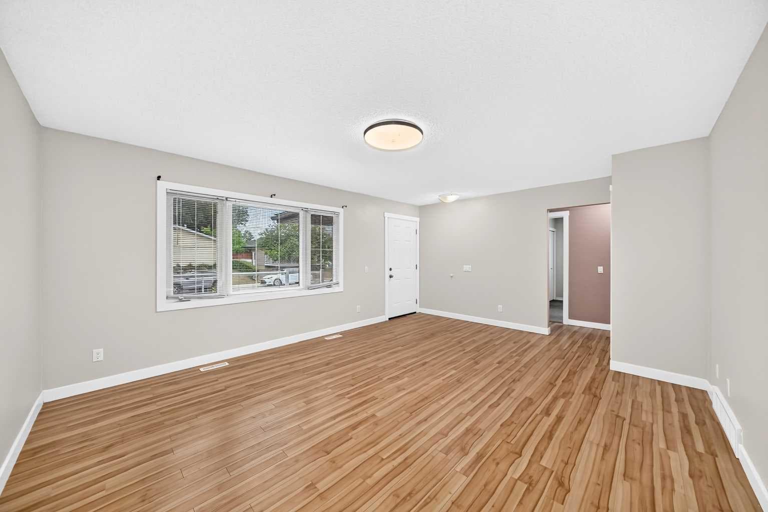 6607 Malvern Road NE — photo 4