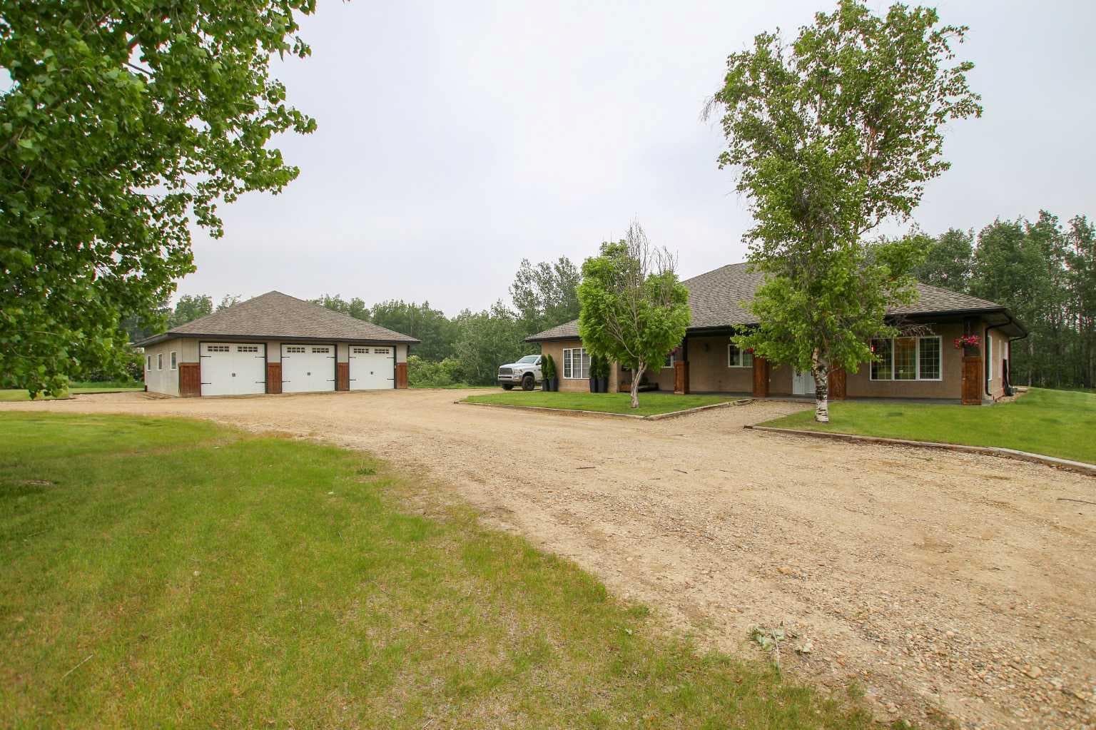 201, 1236 Township Road 384 — photo 2