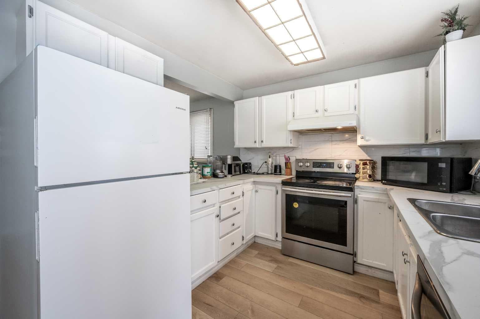 356 Falmere Road NE — photo 2