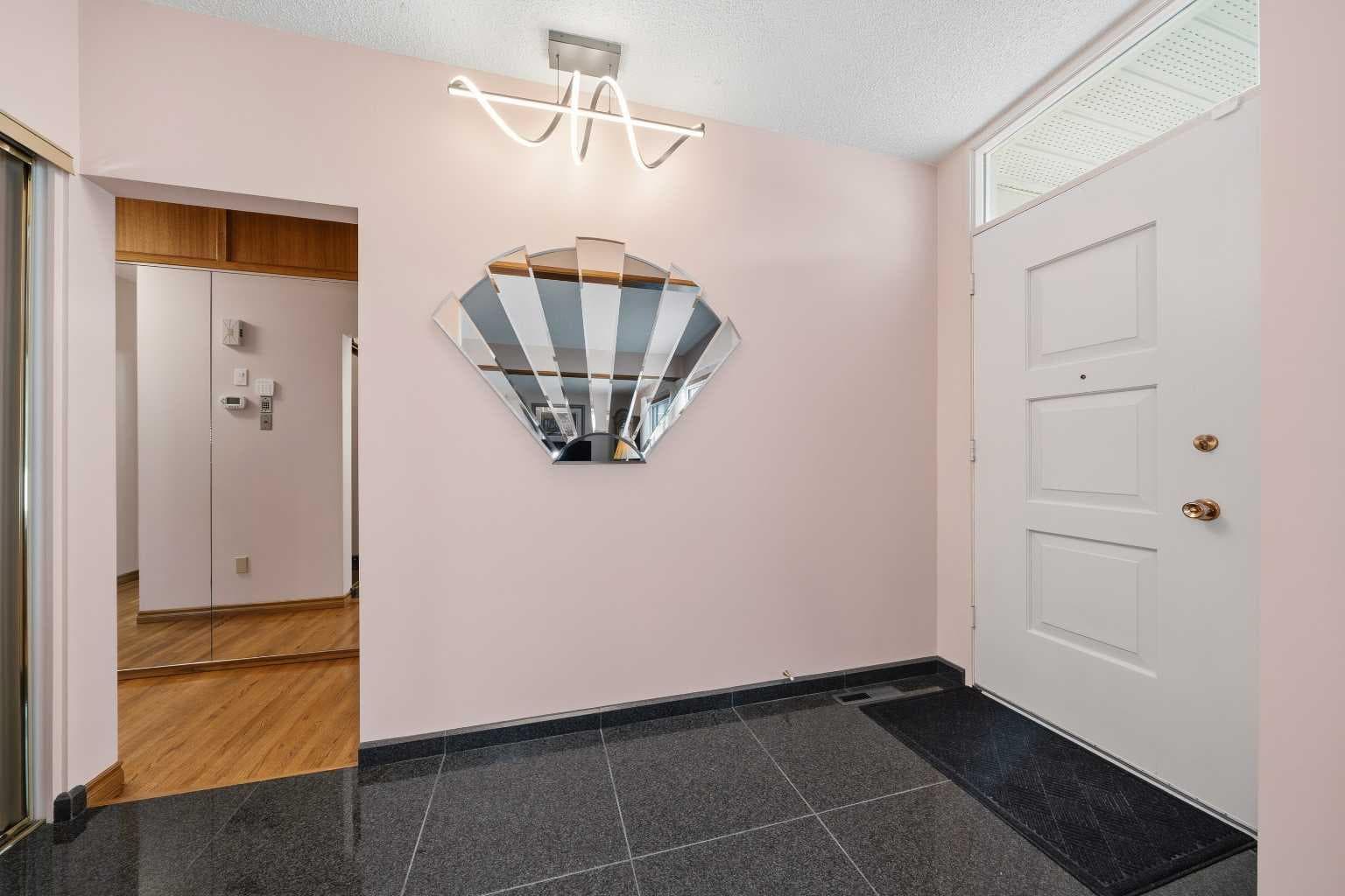 10407 2 Street SE — photo 3