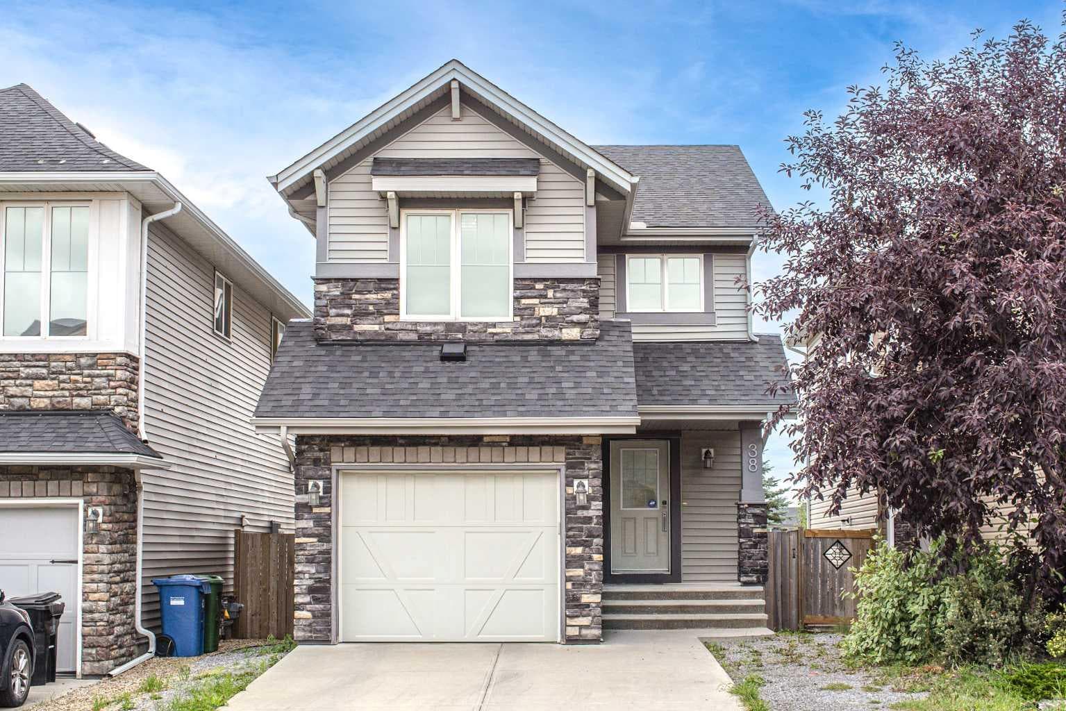 38 Nolanfield Road NW — photo 1