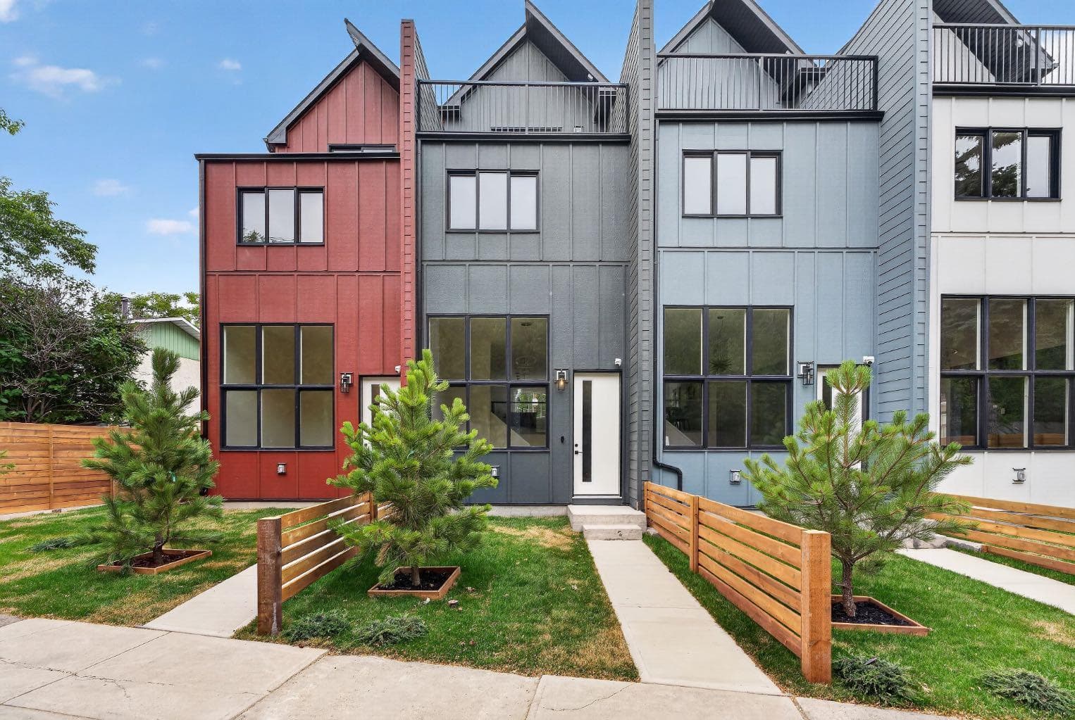 2022 12 Avenue SW — photo 1