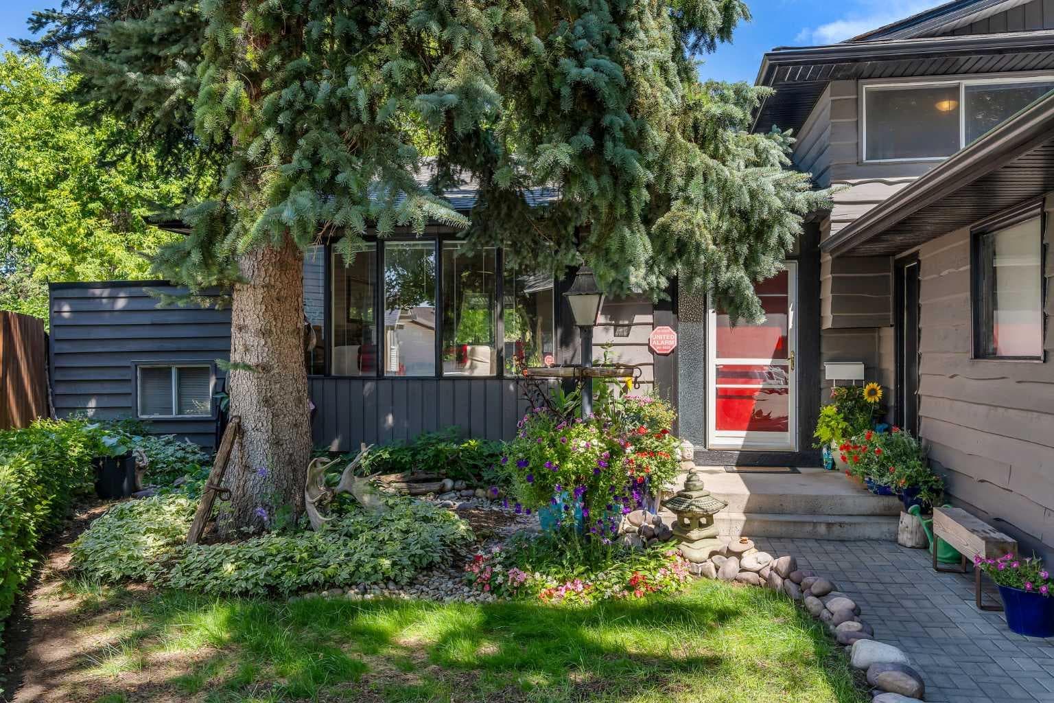 35 Rundlemere Place NE — photo 4