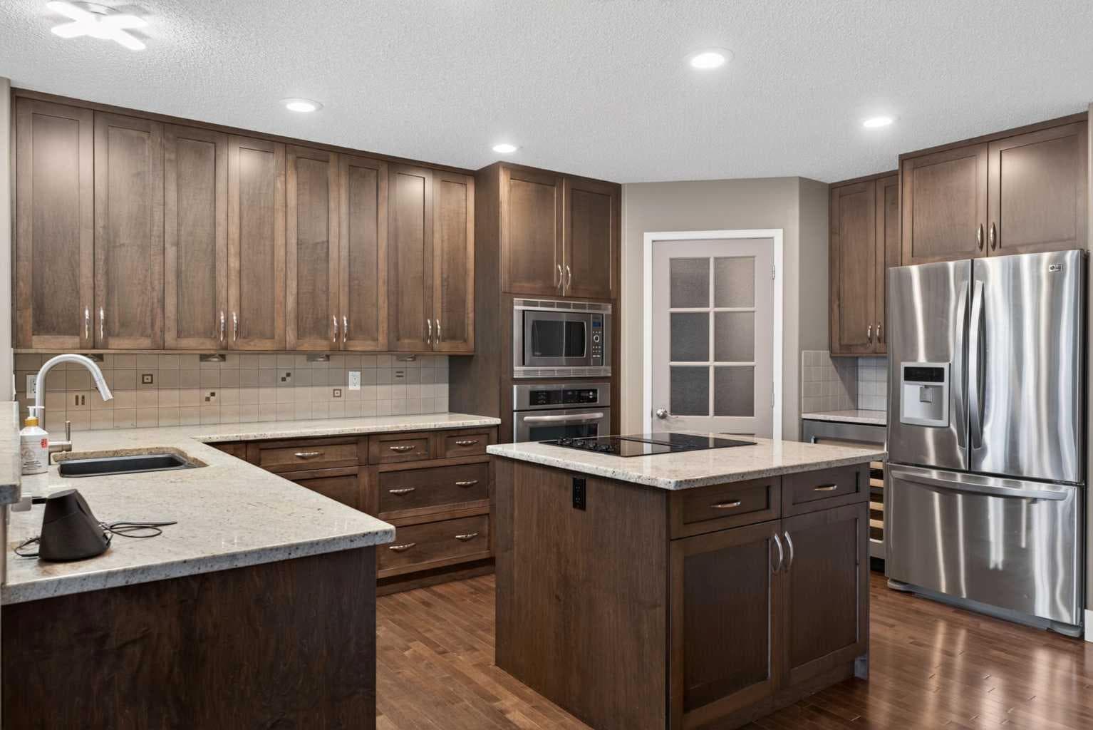 111 Valley Ponds Crescent NW — photo 4