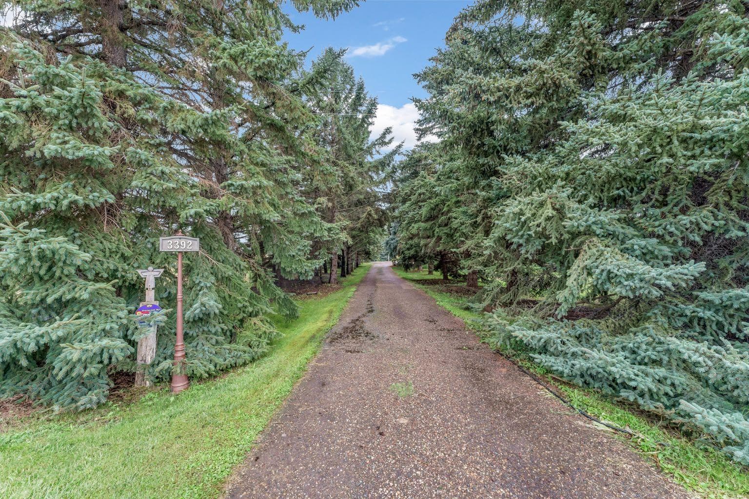 3392 Gershaw Drive SW — photo 1