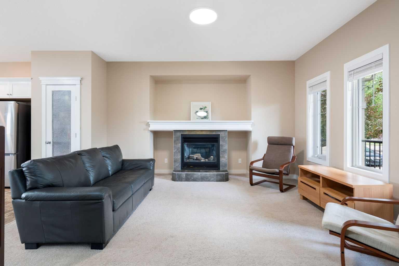2449 Ravenswood View SE — photo 5