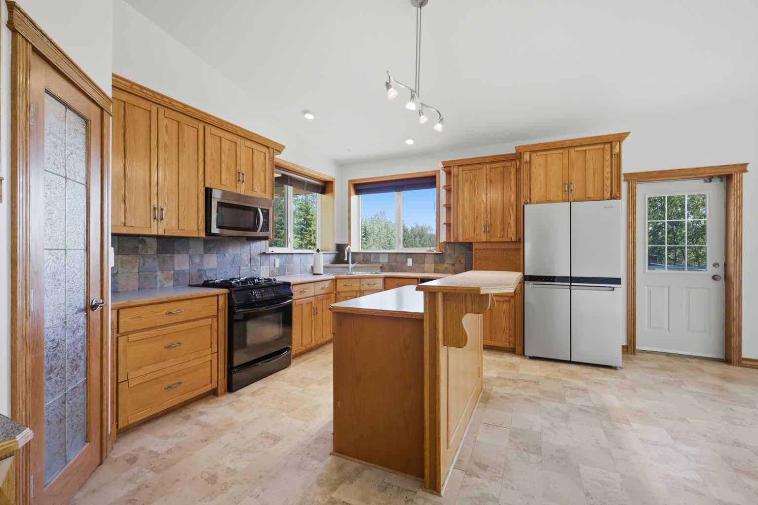 14043 Township Road 422 — photo 4