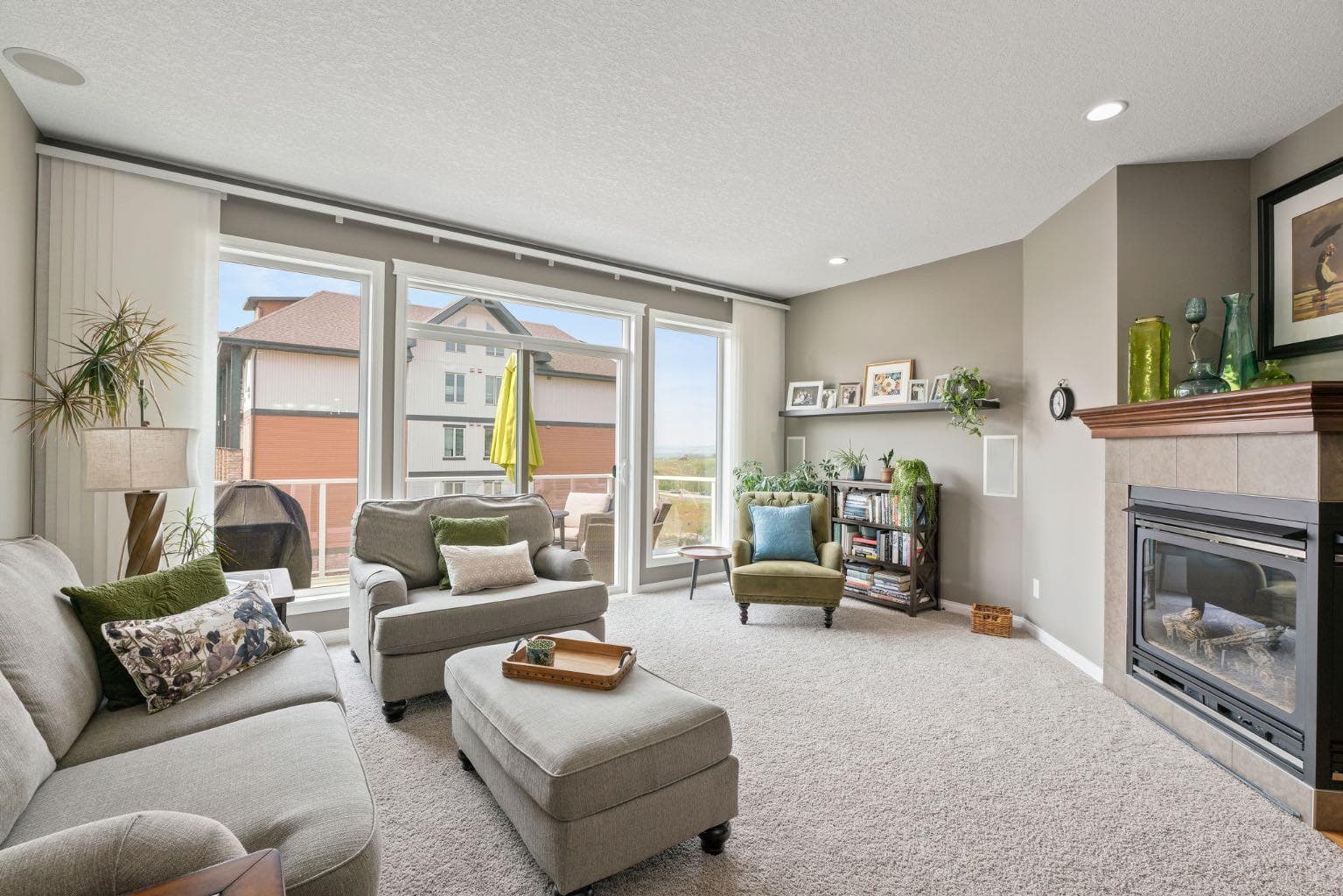 204 Sunset Square — photo 3