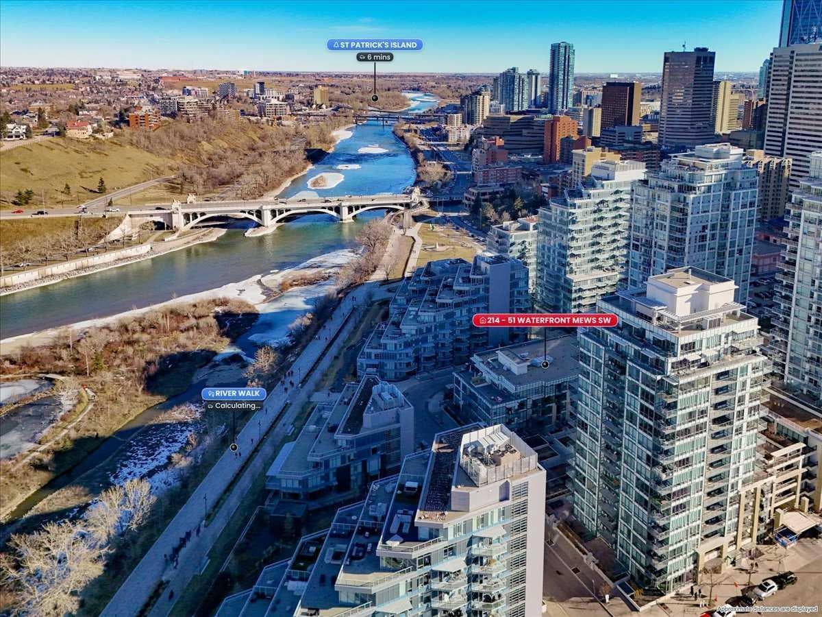 214, 51 Waterfront Mews SW — photo 1