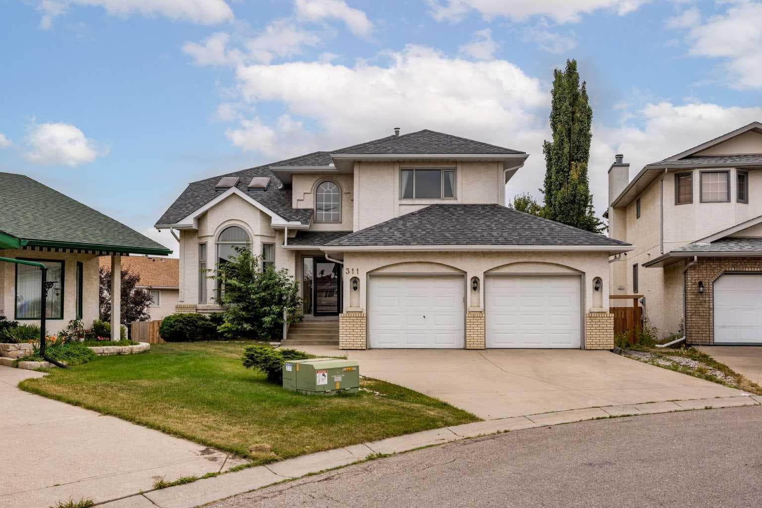 311 Hawkland Place NW — photo 1