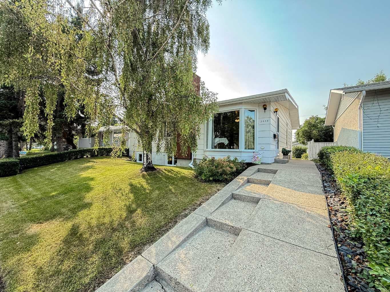 5015 Marchand Crescent NE — photo 1