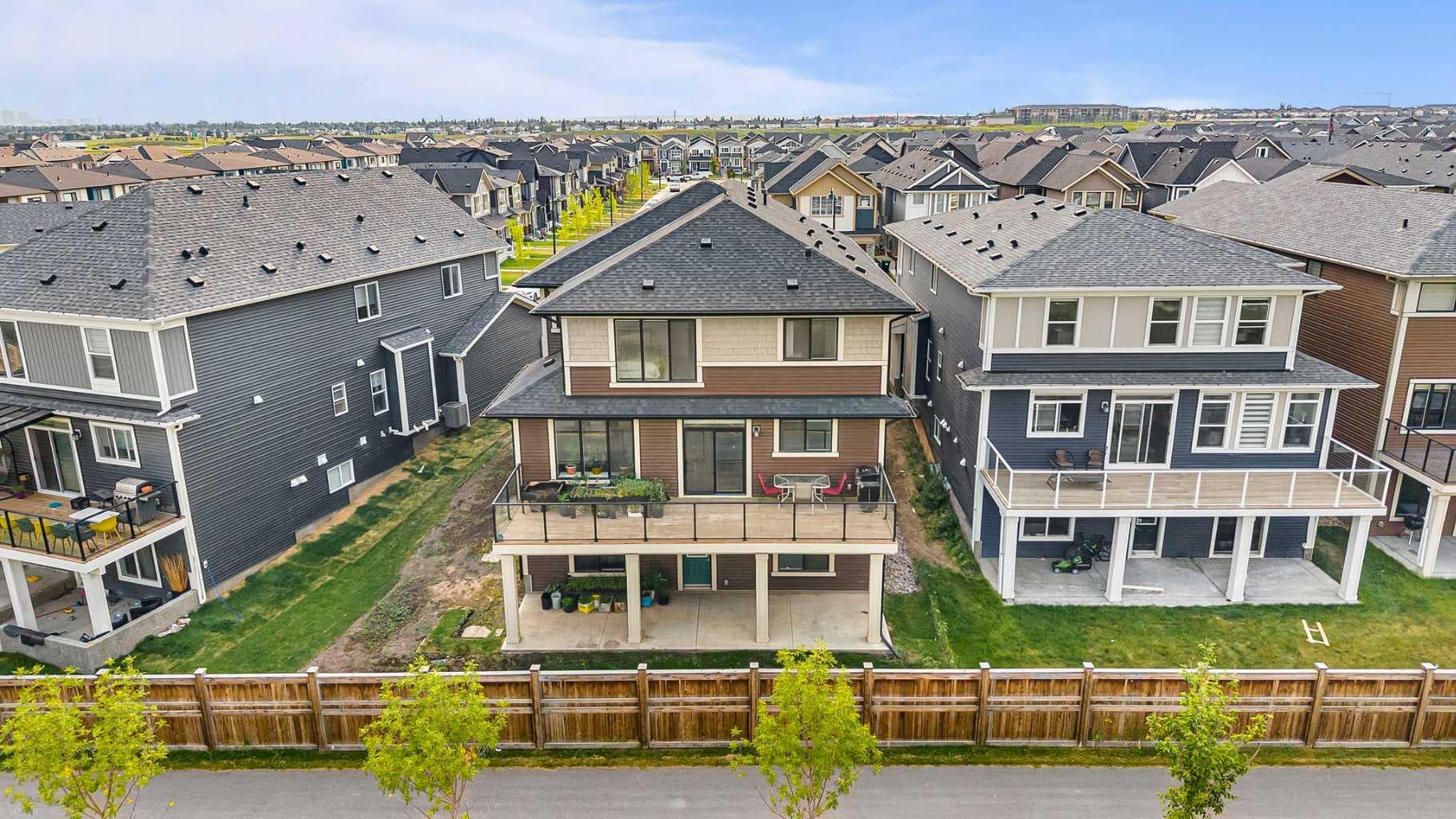 105 Homestead Crescent NE — photo 3