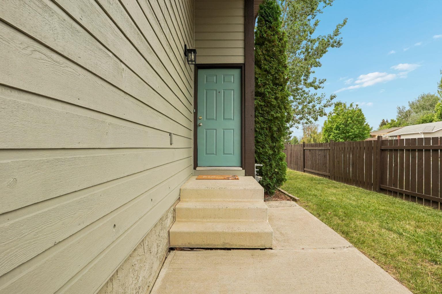68 Dakota Road W — photo 3