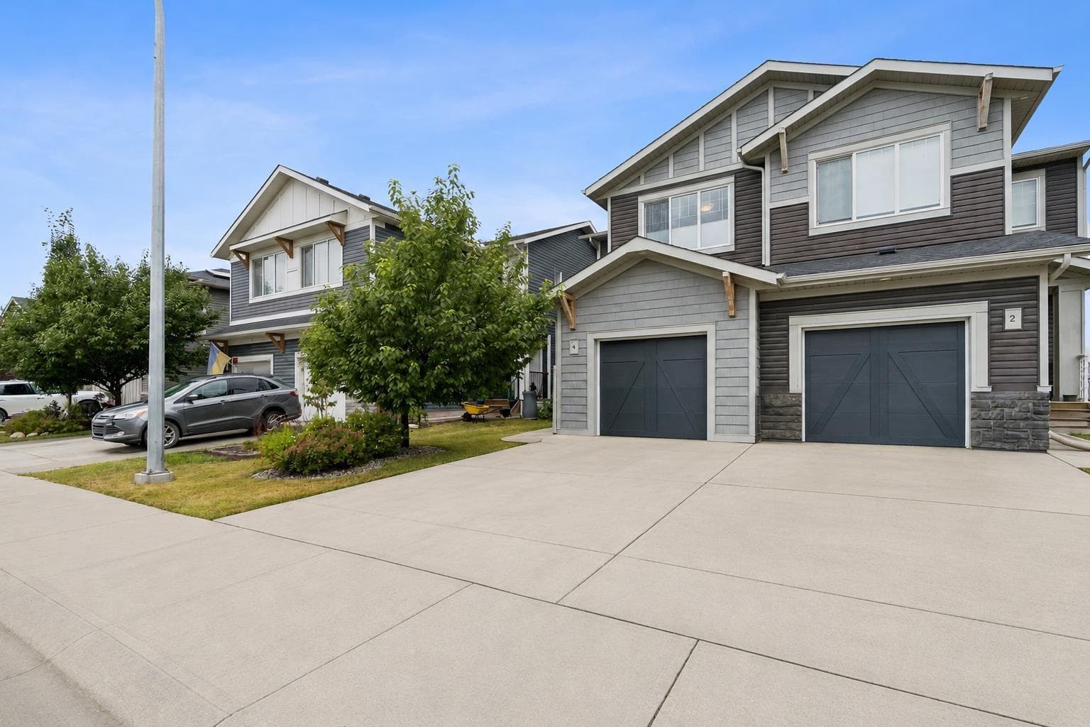 4 Emberside Place — photo 2
