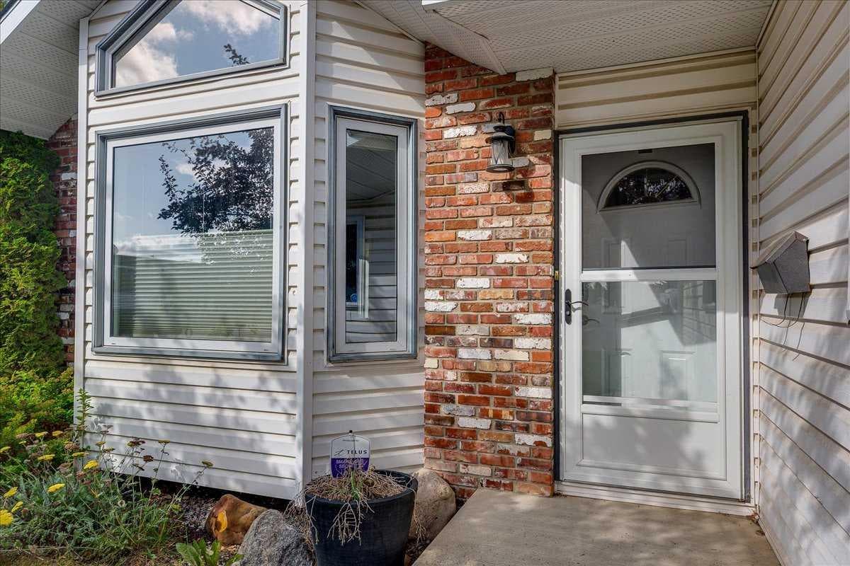 134 Douglas Avenue — photo 3