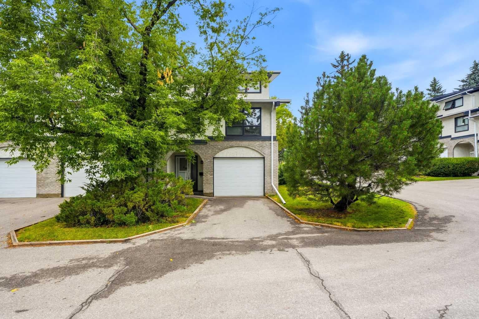 26, 5400 Dalhousie Drive NW — photo 2