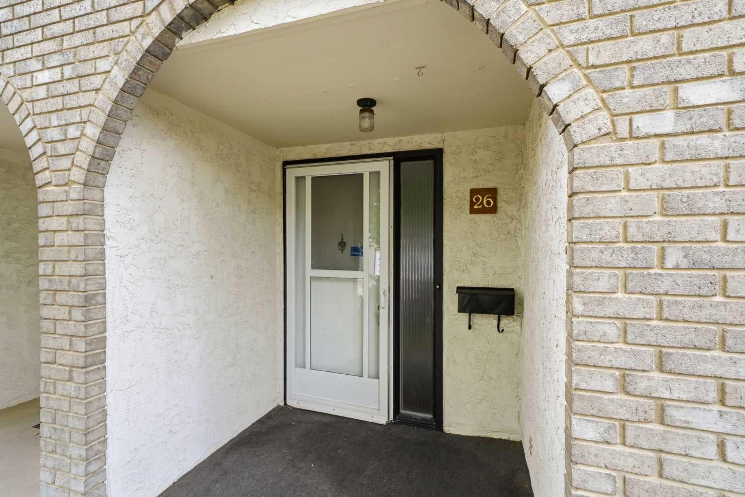 26, 5400 Dalhousie Drive NW — photo 5