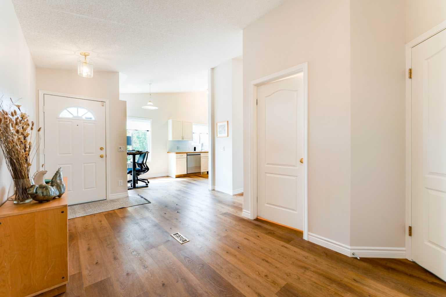 76 Sierra Morena Green SW — photo 3