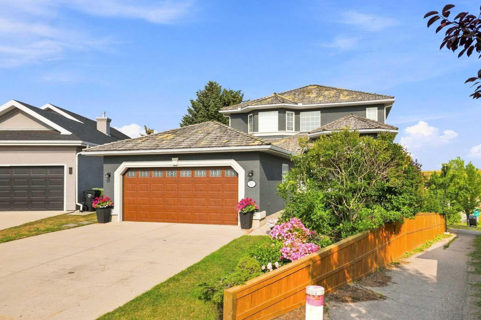122 Sceptre Close NW — photo 3