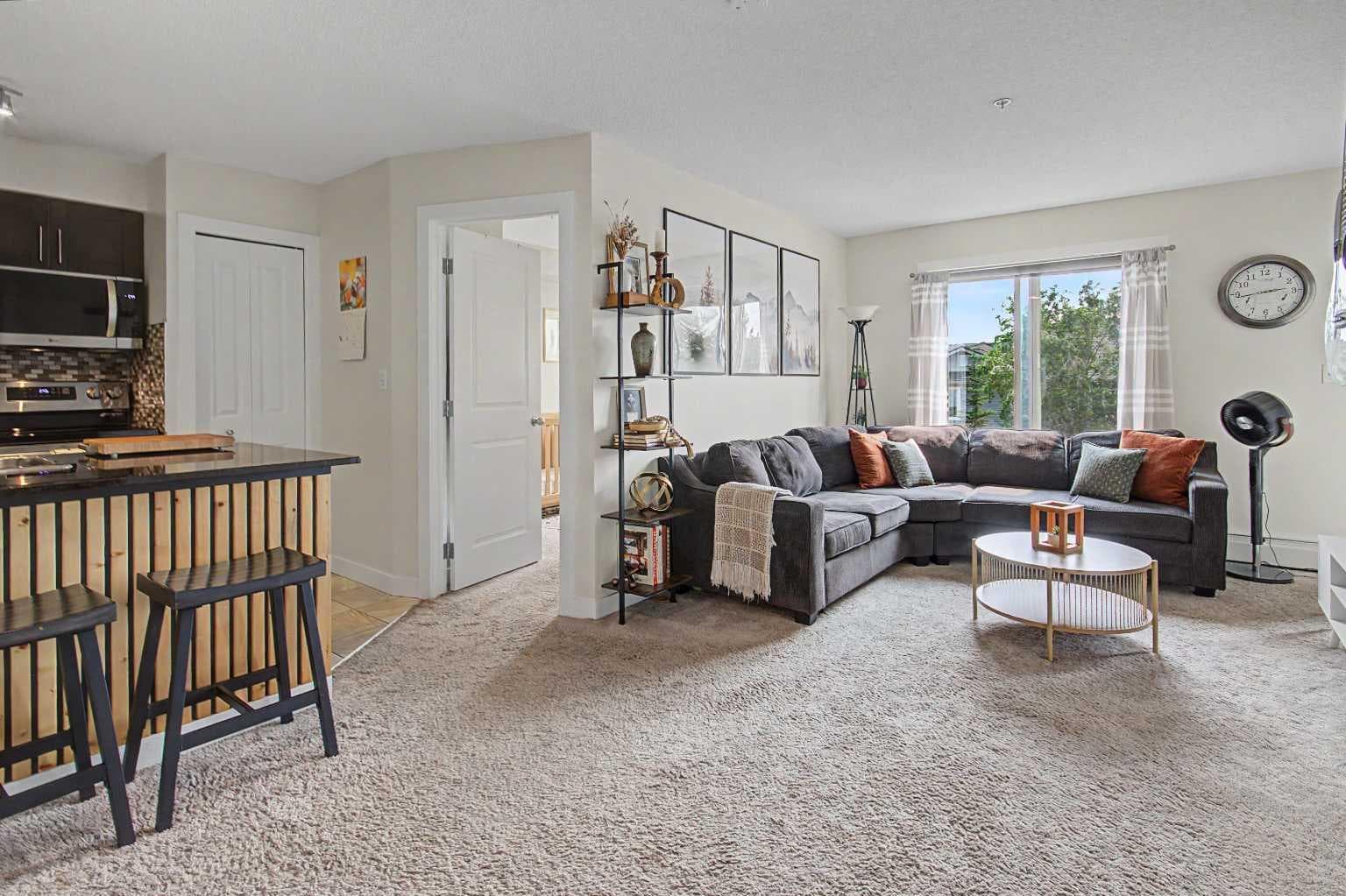3407, 403 Mackenzie Way SW — photo 4