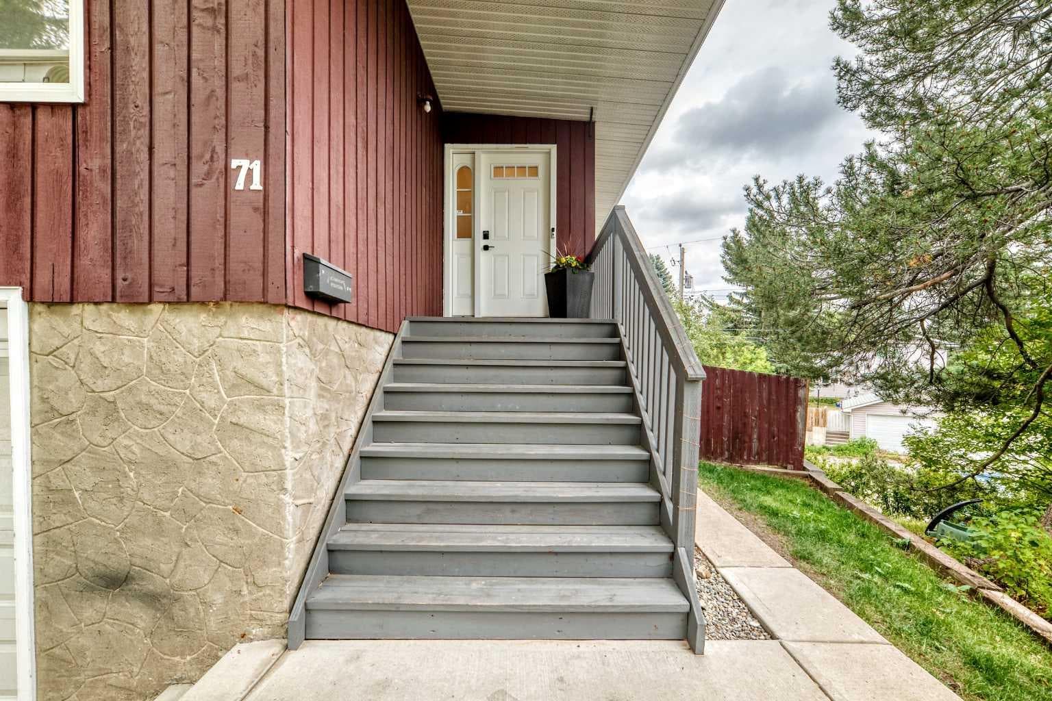 71 Dalton Bay NW — photo 2