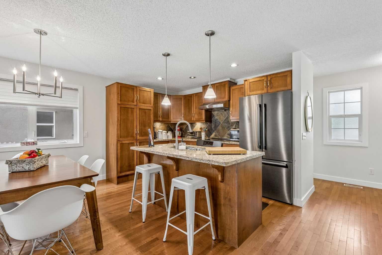 3444 3 Avenue NW — photo 3