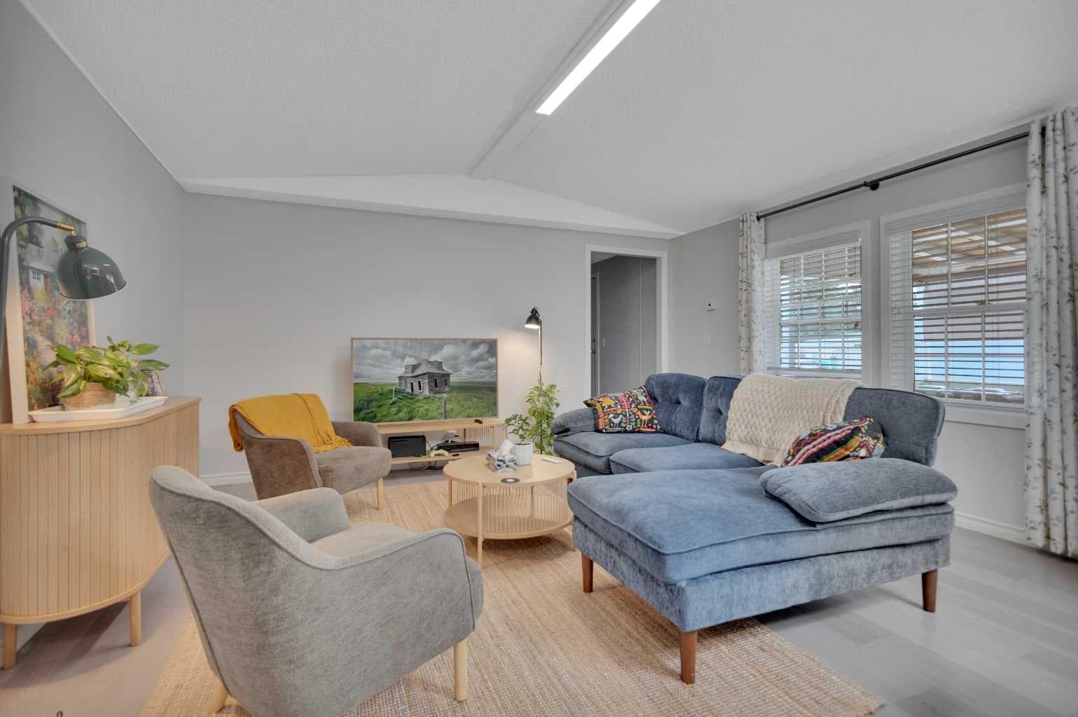 43 Parkside Drive — photo 3