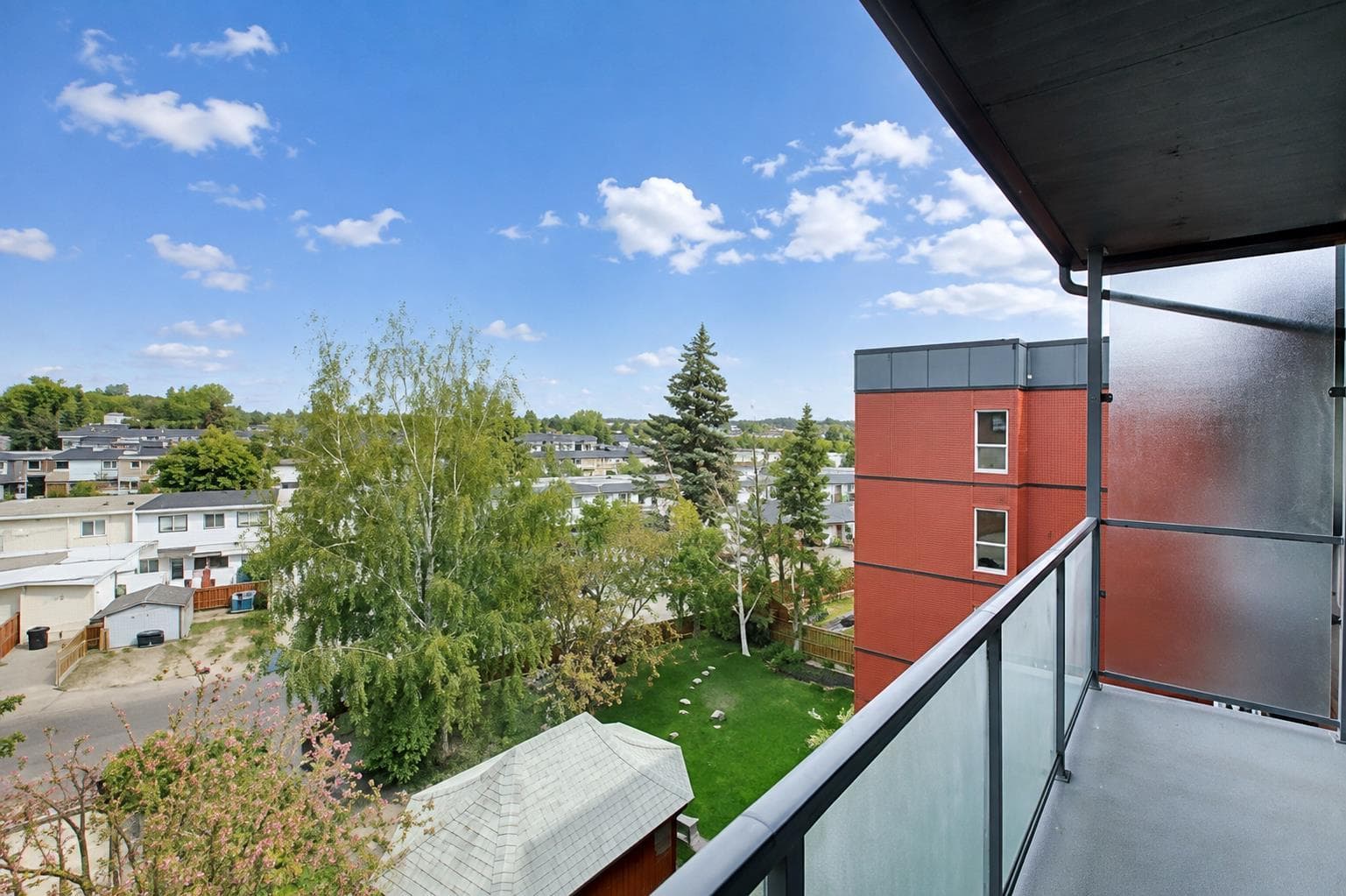 414, 333 Garry Crescent NE — photo 3