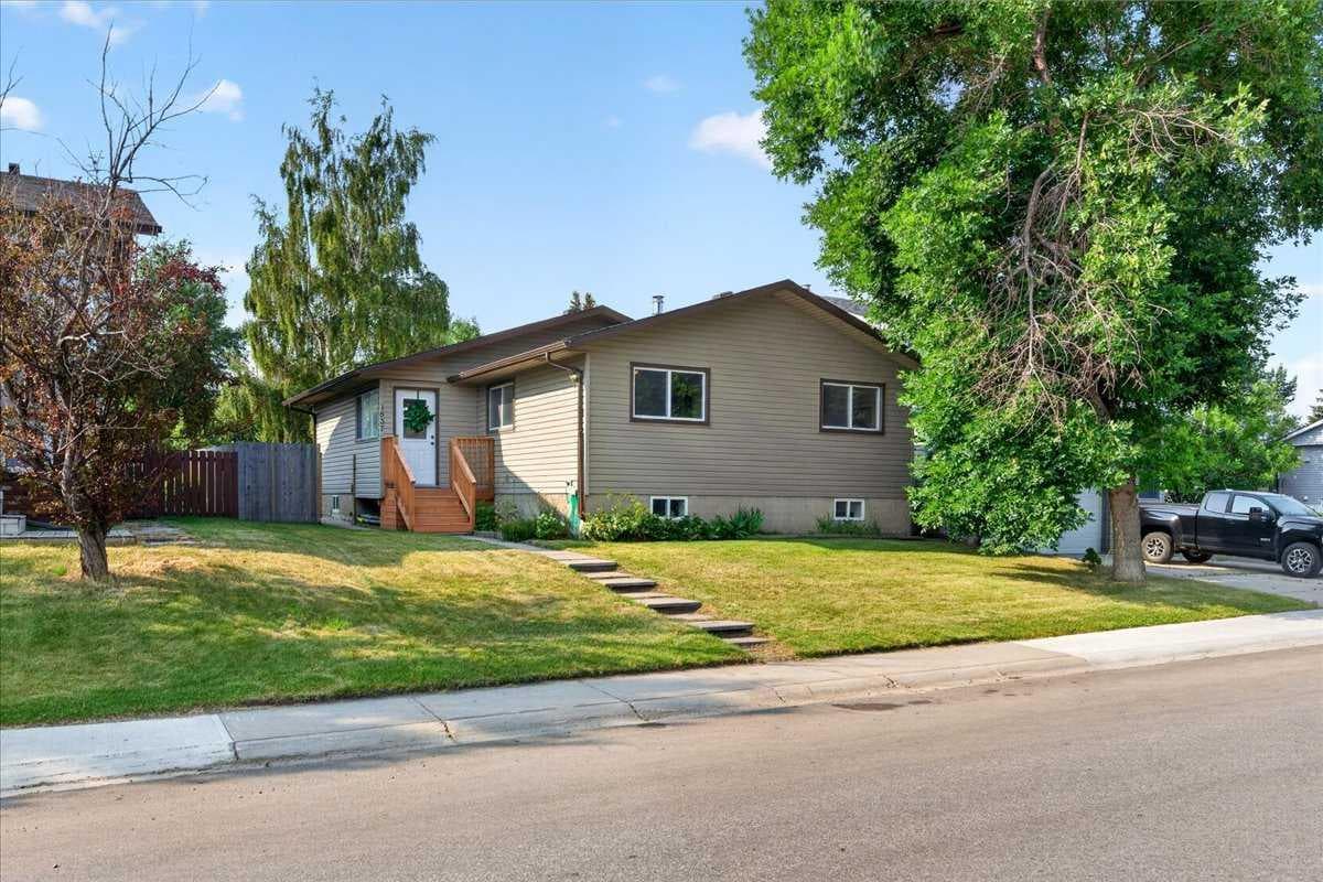 1837 Meadowbrook Drive SE — photo 4
