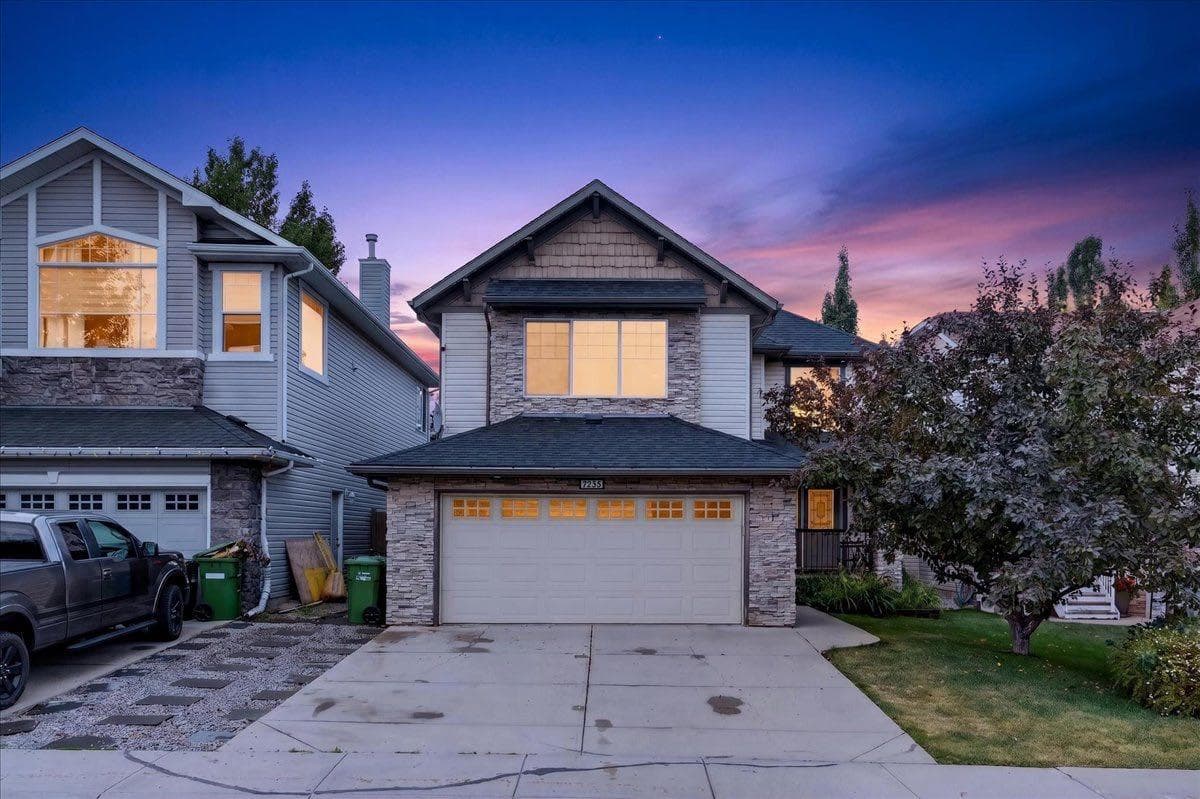 2745 Coopers Manor SW — photo 2