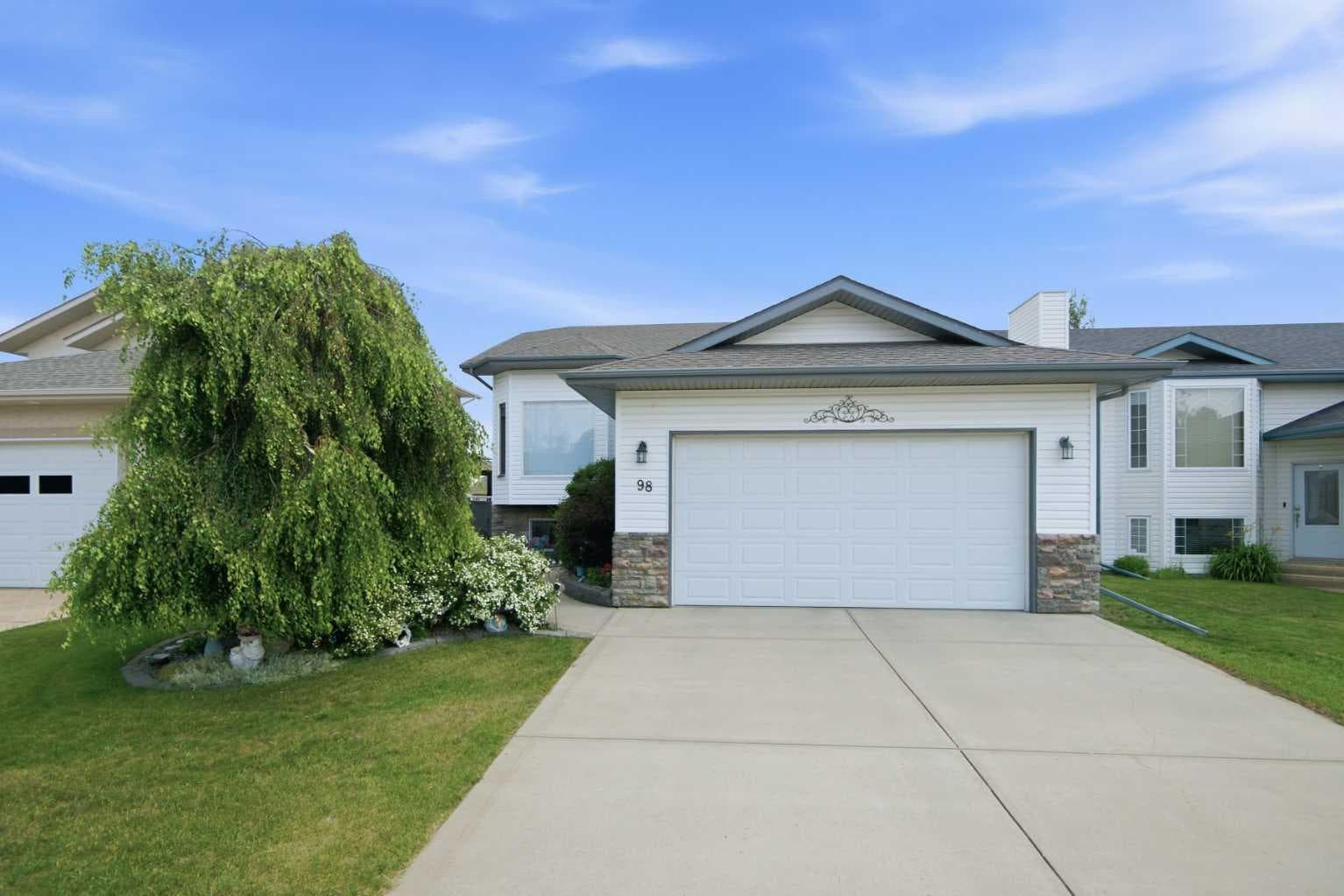 98 Duval Crescent — photo 1