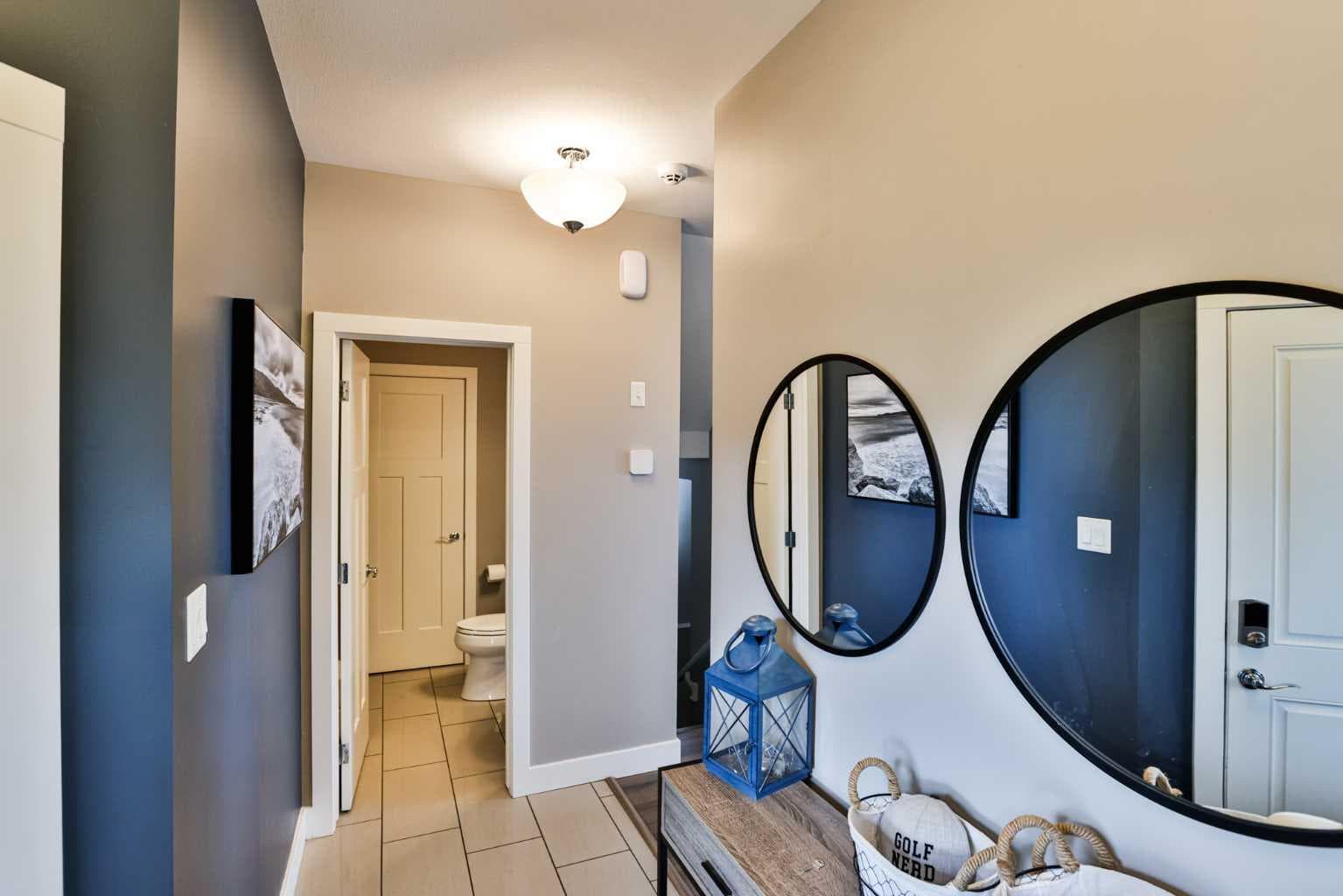 183 Crocus Terrace W — photo 2