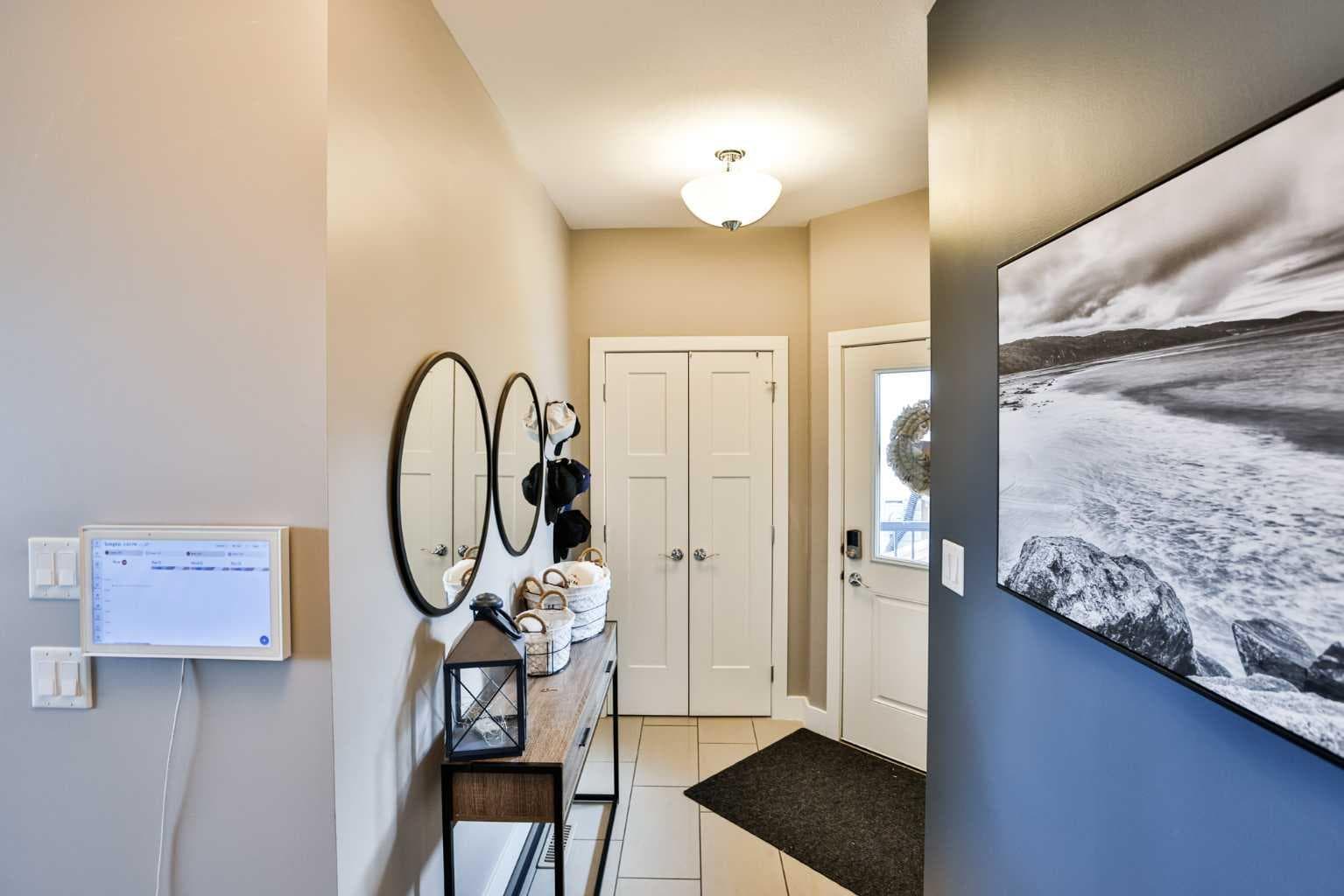 183 Crocus Terrace W — photo 3