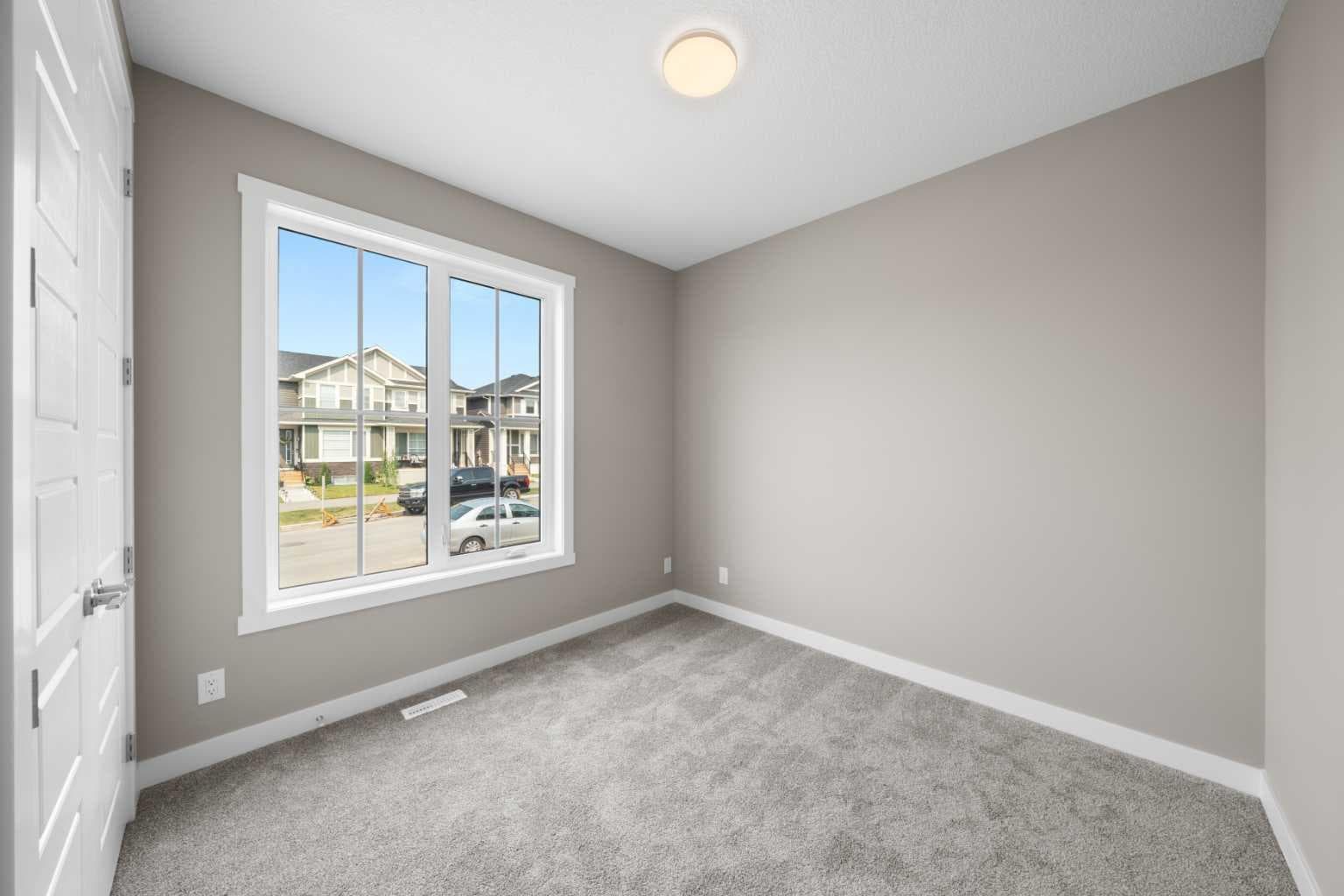 408 Sora Boulevard SE — photo 3