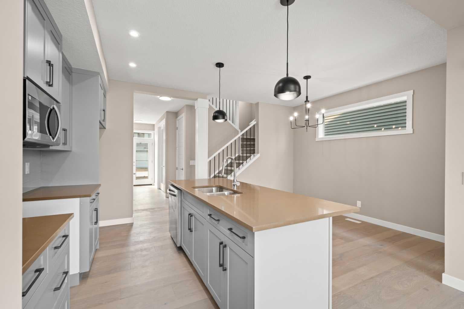 664 Sora Boulevard SE — photo 4