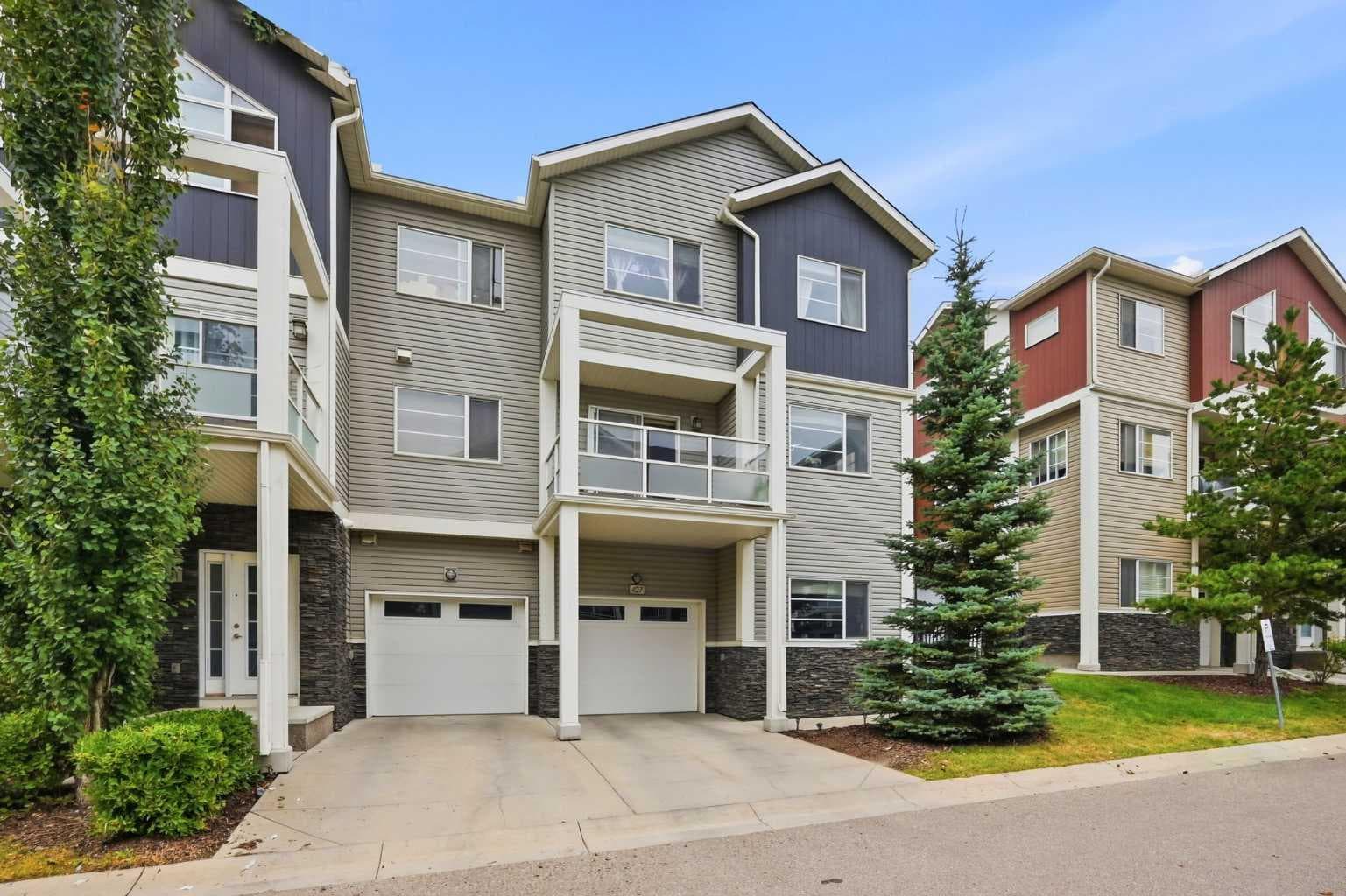 427 Redstone View NE — photo 4