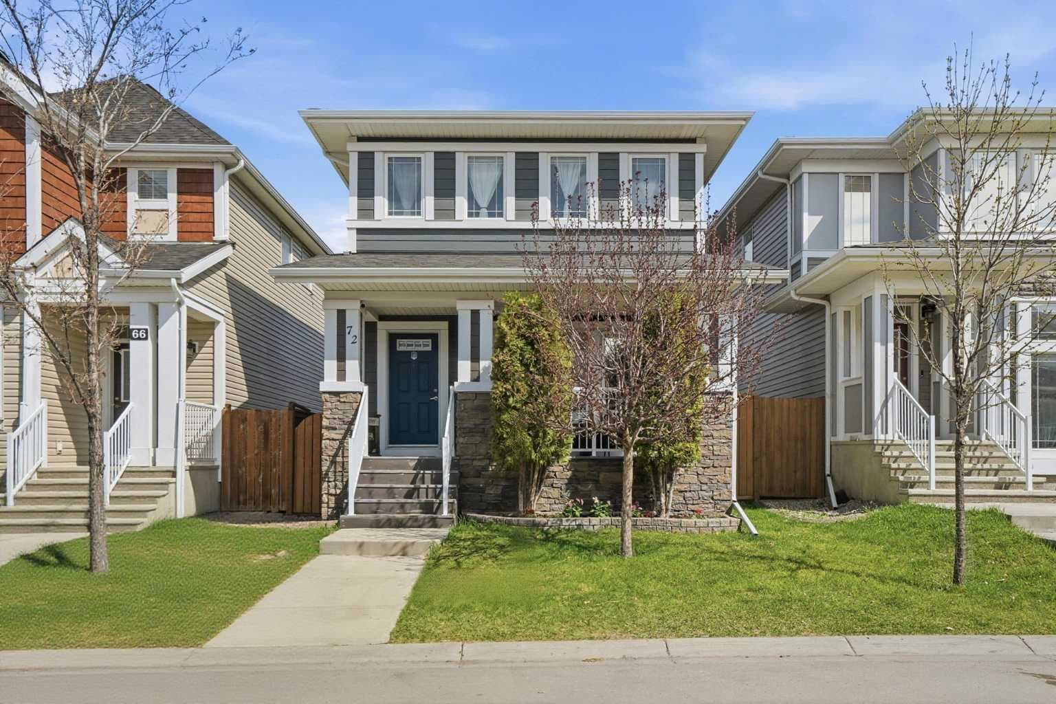 72 Redstone Common NE — photo 1