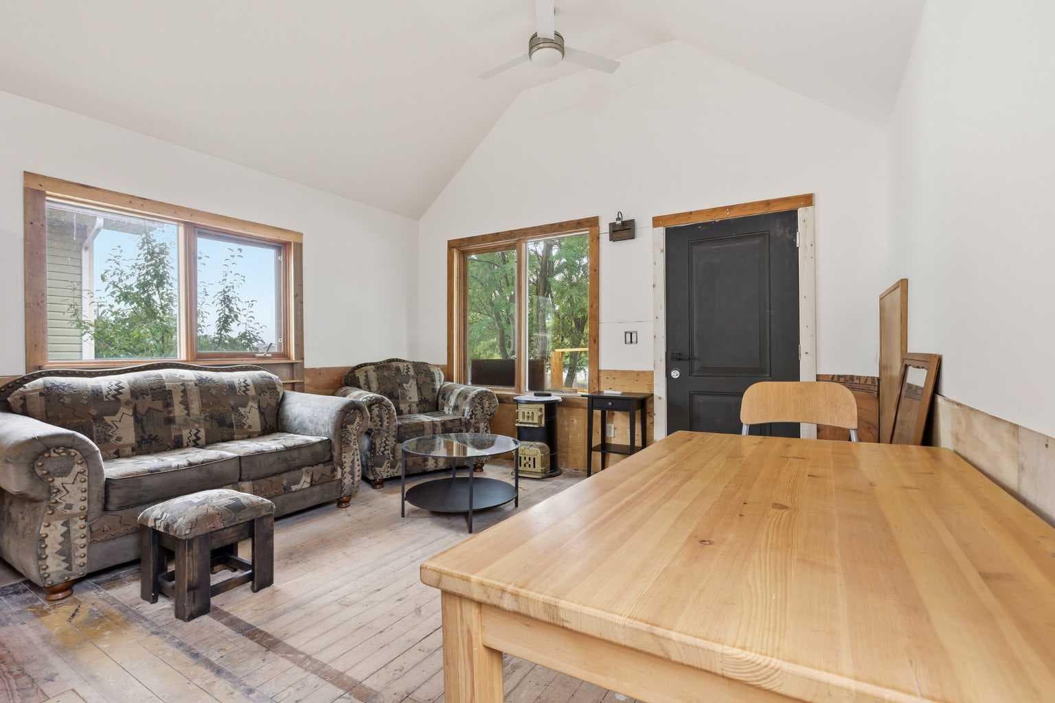 116 Frontenac Avenue NW — photo 5