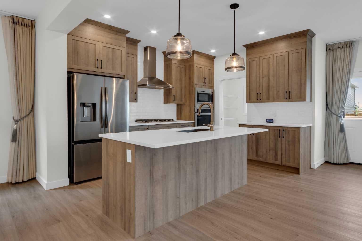 541 Baywater Manor SW — photo 1