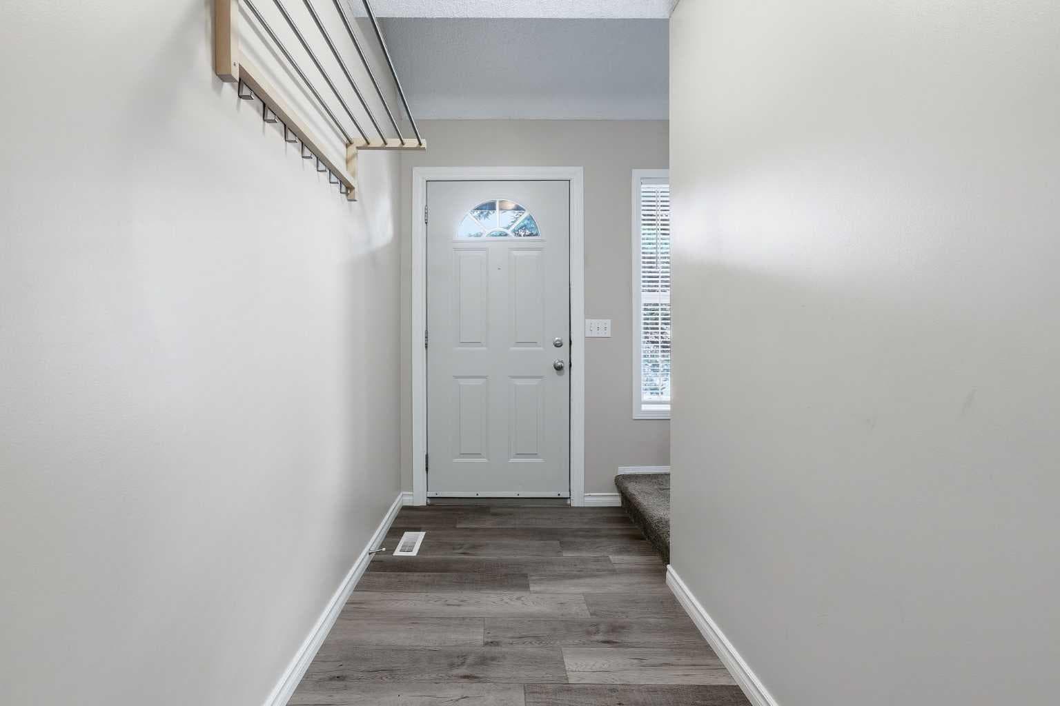 103, 760 Railway Gate SW — photo 5