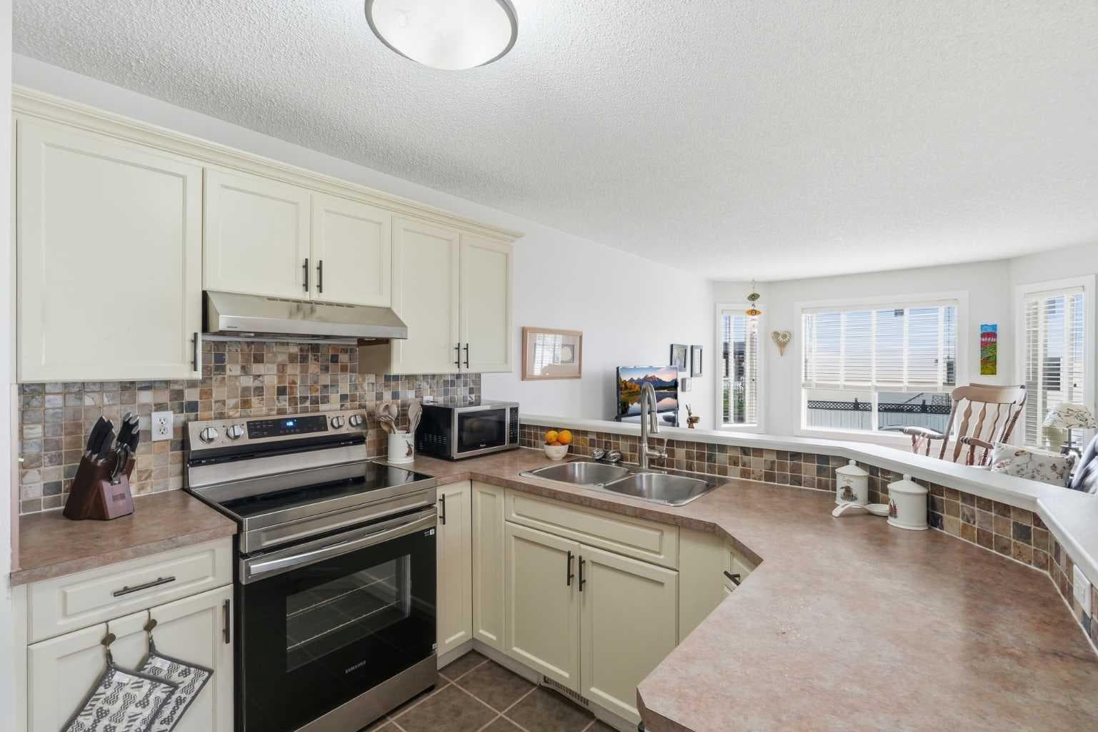 159 Applebrook Circle SE — photo 3