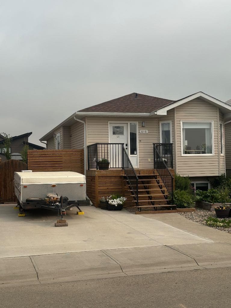 616 Parkside Drive — photo 3