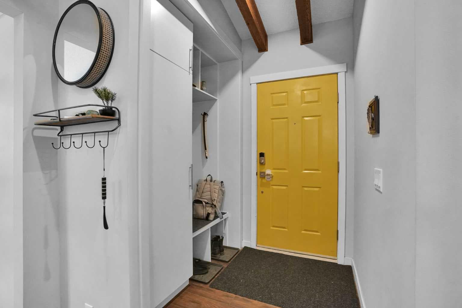 36 Coach Manor Rise SW — photo 3