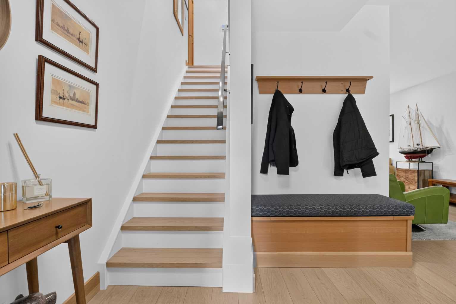 124 Garden Crescent SW — photo 4