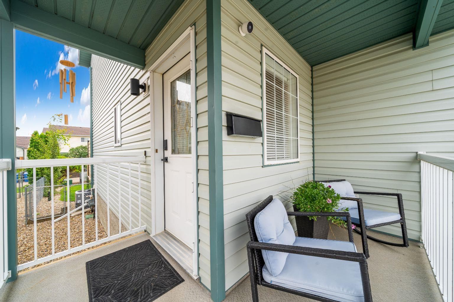 719 Sprague Way SE — photo 3