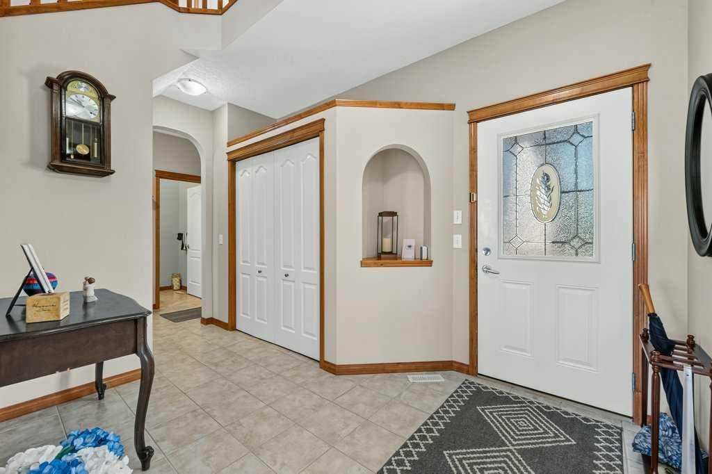 10 Westmount Road — photo 2